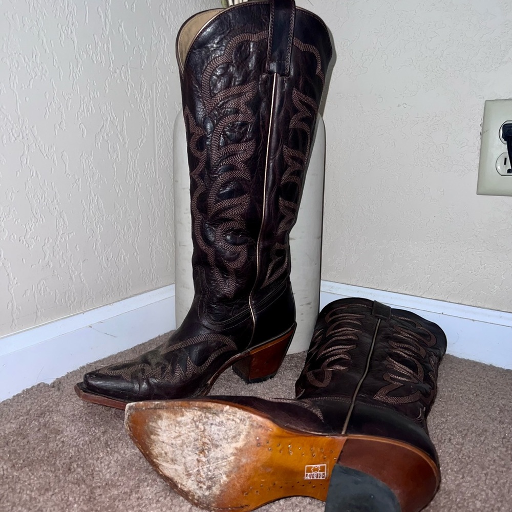 Used once Current Shyanne boots